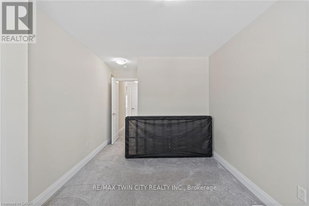 34 Sportsman Hill Street, Kitchener, Ontario  N2P 0J3 - Photo 23 - X12378775