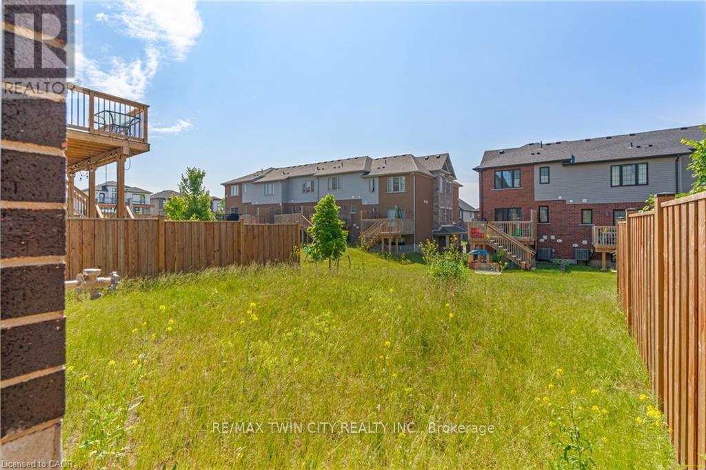34 Sportsman Hill Street, Kitchener, Ontario  N2P 0J3 - Photo 43 - X12378775