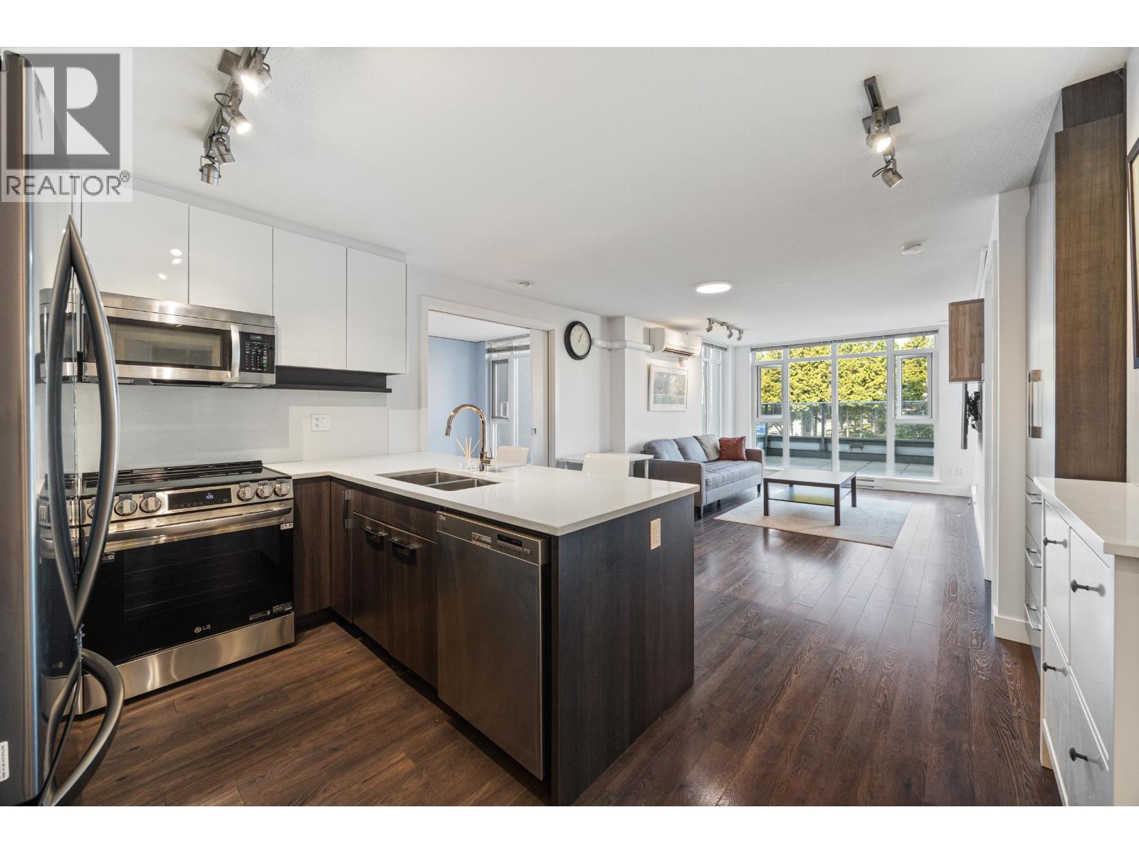 305 958 Ridgeway Avenue, Coquitlam, British Columbia  V3K 0C5 - Photo 6 - R3043013