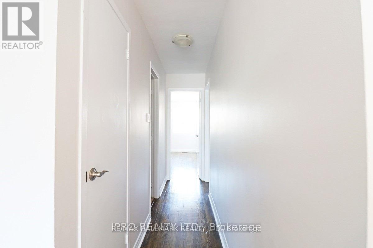 1237e Woodbine Avenue, Toronto (Woodbine-Lumsden), Ontario  M4C 4E5 - Photo 11 - E12378817