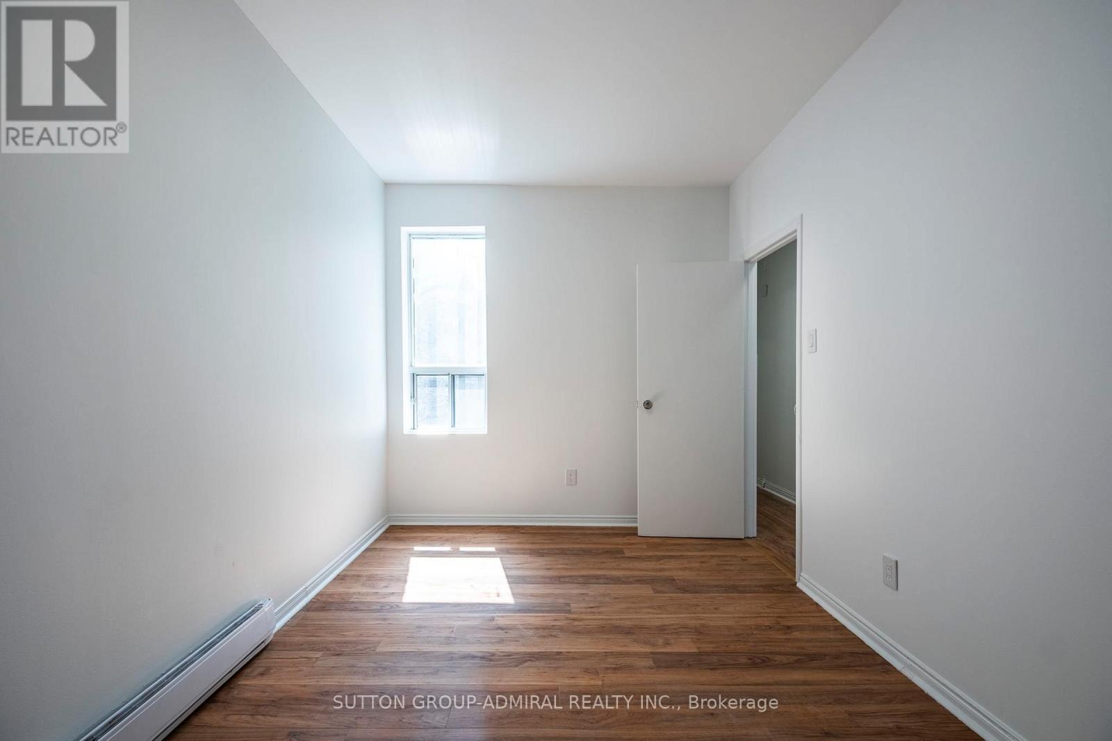 2 - 1969 Queen Street E, Toronto (The Beaches), Ontario  M4L 1H9 - Photo 18 - E12378841