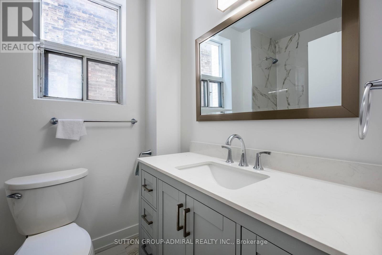 2 - 1969 Queen Street E, Toronto (The Beaches), Ontario  M4L 1H9 - Photo 5 - E12378841
