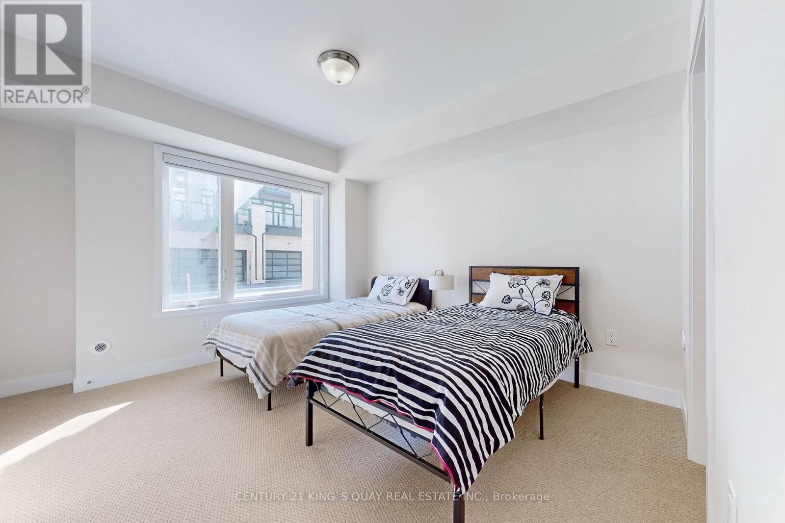 16 Credit Lane, Richmond Hill (Jefferson), Ontario  L4E 1G9 - Photo 16 - N12378885