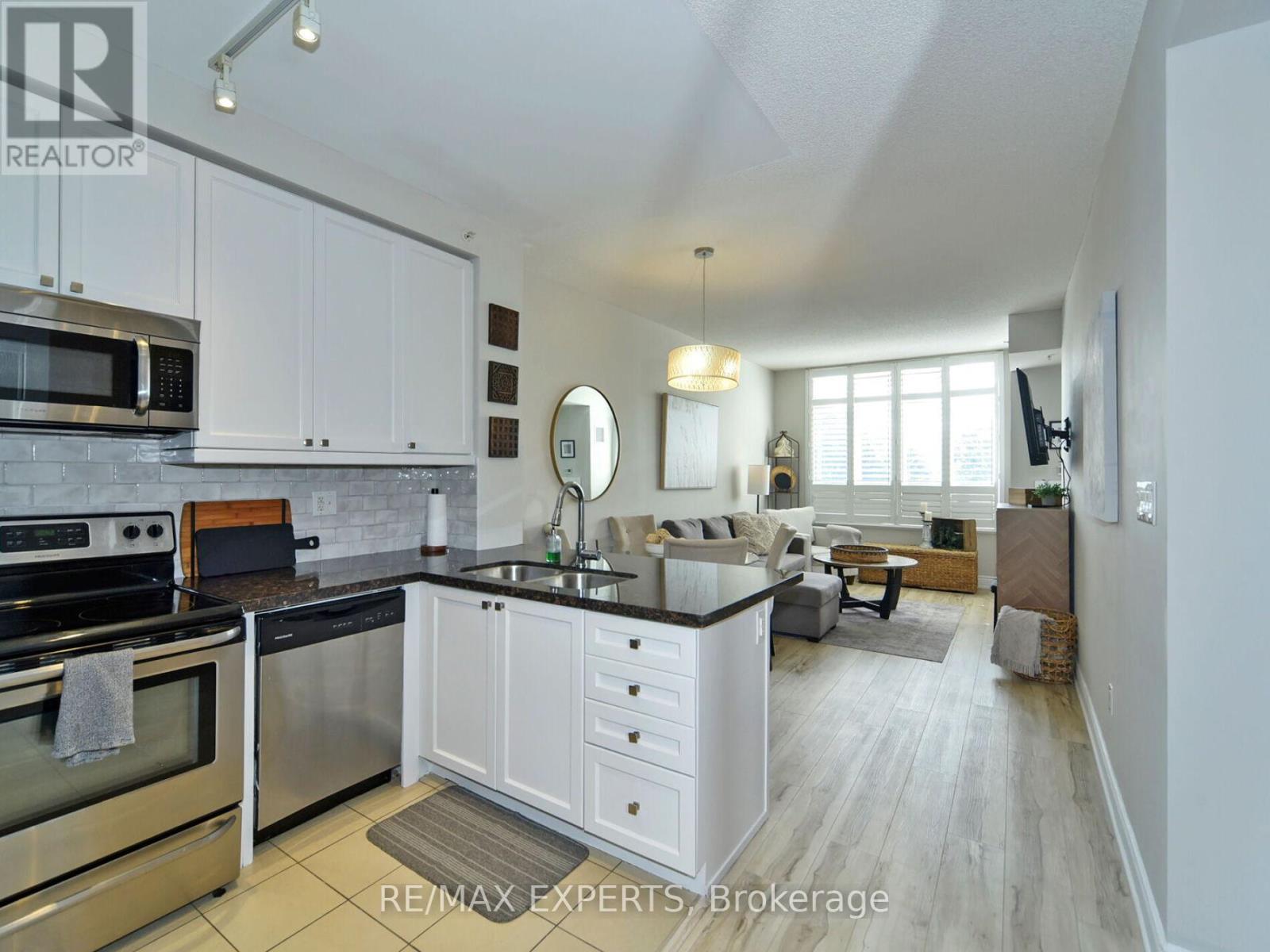 207 - 2396 Major Mackenzie Drive, Vaughan, Ontario  L6A 4Y1 - Photo 9 - N12378902