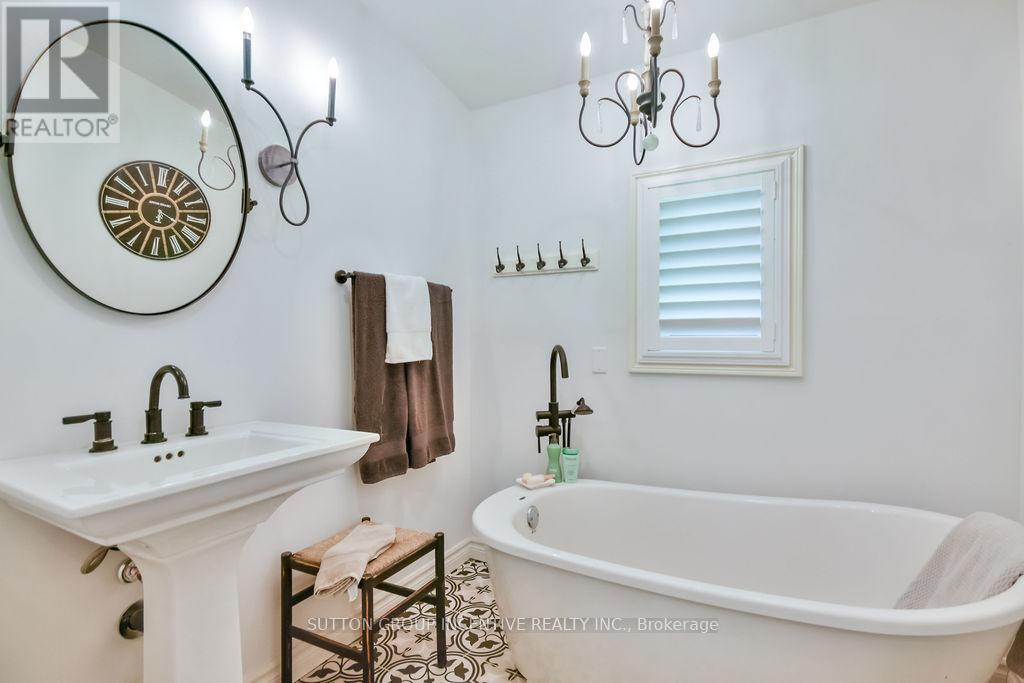 3528 Glenhaven Beach Road, Innisfil, Ontario  L9S 2Z3 - Photo 41 - N12378906
