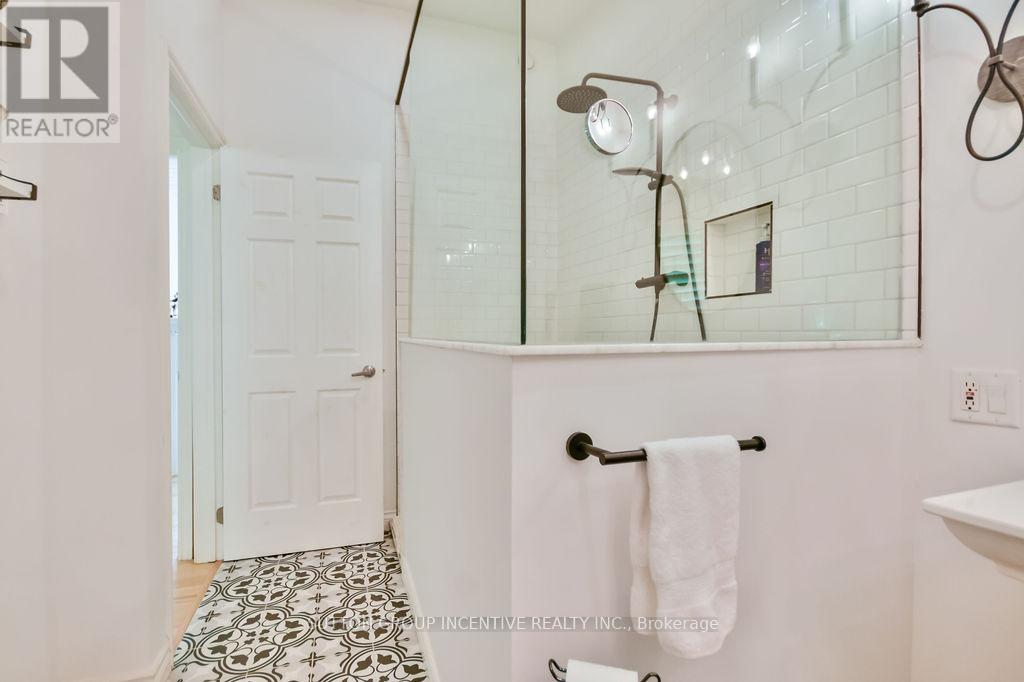 3528 Glenhaven Beach Road, Innisfil, Ontario  L9S 2Z3 - Photo 43 - N12378906