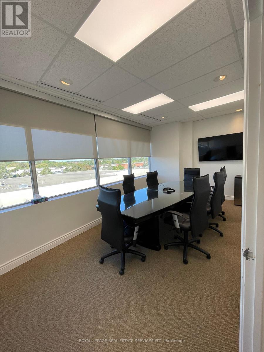 411 - 9140 Leslie Street, Richmond Hill (Beaver Creek Business Park), Ontario  L4B 0A9 - Photo 5 - N12378936
