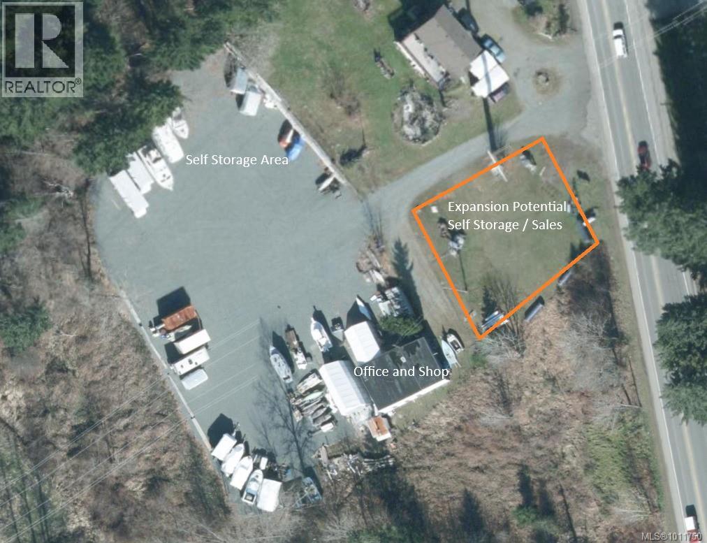 4767 Island Hwy N, Courtenay, British Columbia