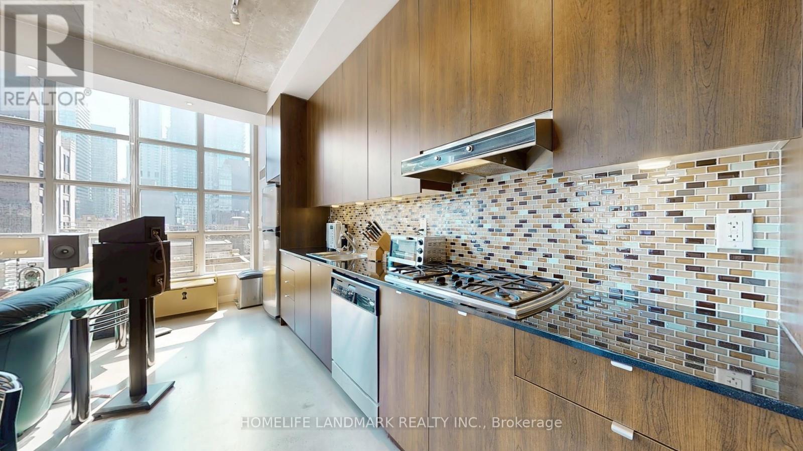 712 - 23 Brant Street, Toronto, Ontario  M5V 2L5 - Photo 18 - C12316698