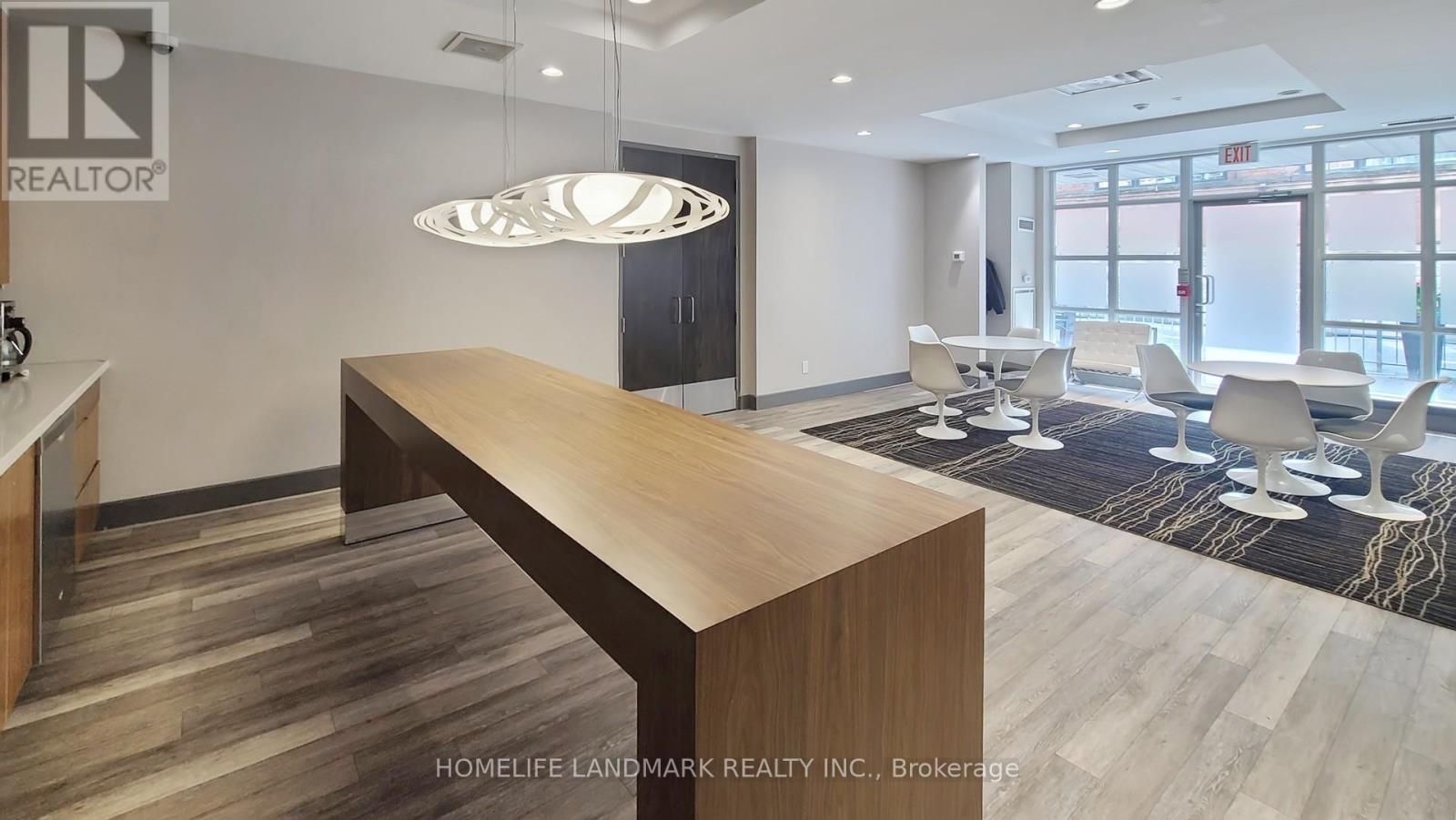 712 - 23 Brant Street, Toronto, Ontario  M5V 2L5 - Photo 37 - C12316698