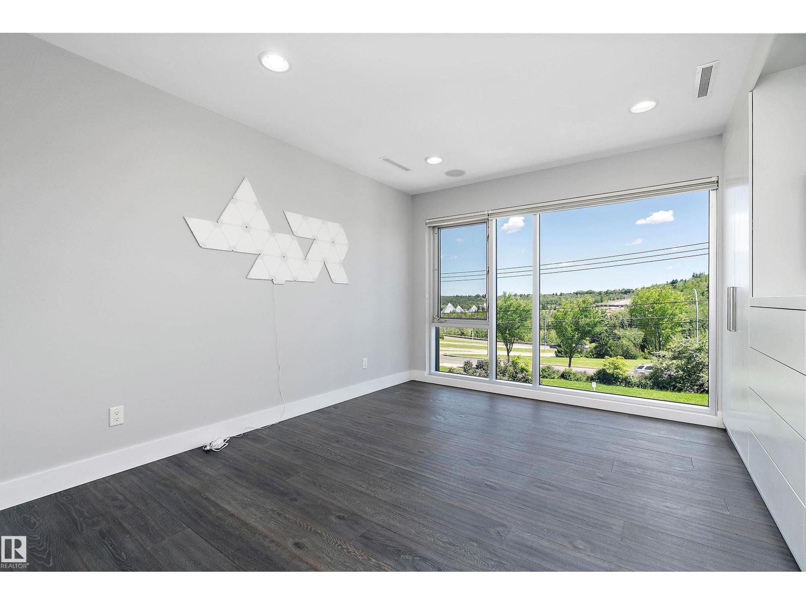 9509 99b St Nw, Edmonton, Alberta  T6E 3X1 - Photo 43 - E4454014