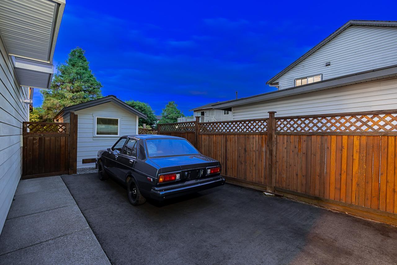 3224 272b Street, Langley, British Columbia  V4W 3H8 - Photo 38 - R3042784