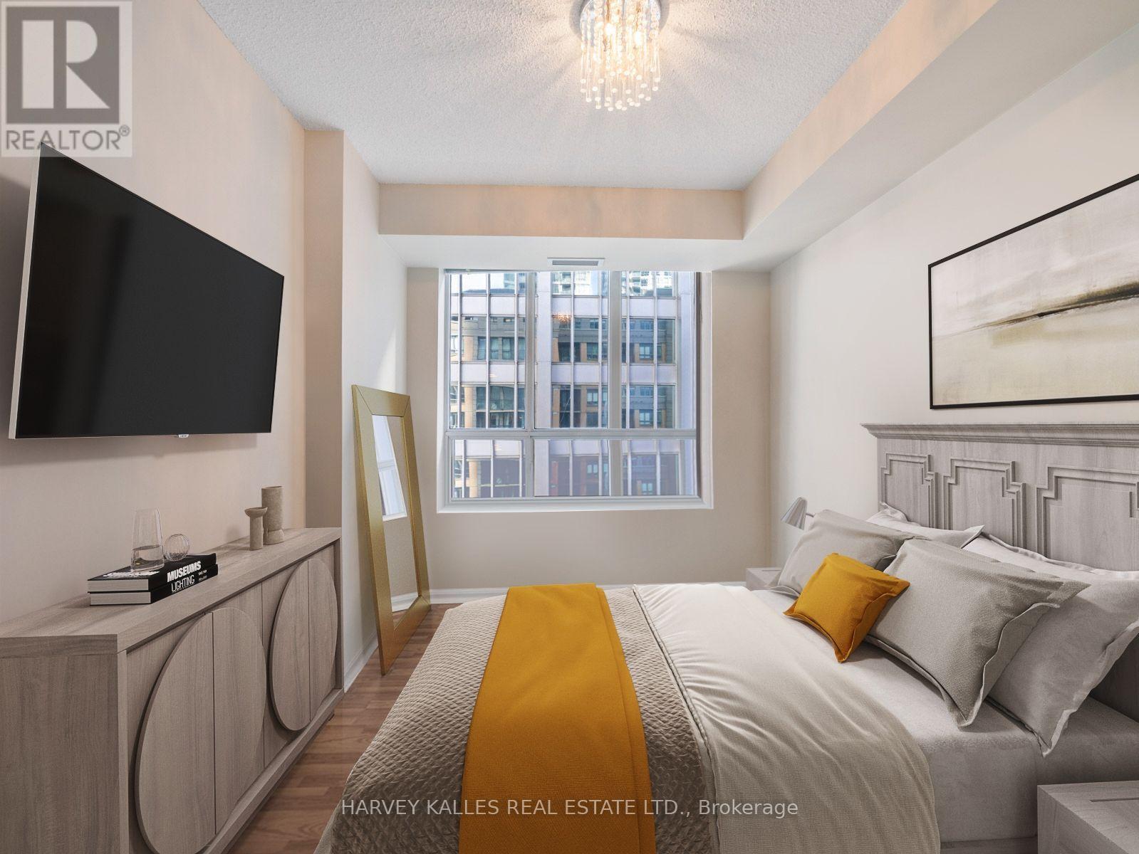 1309 - 140 Simcoe Street, Toronto, Ontario  M5H 4E9 - Photo 8 - C12378858