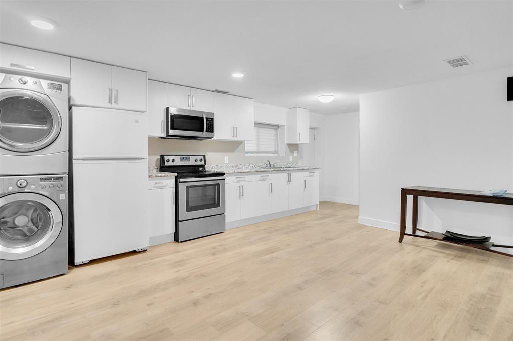 2042 Bowler Drive, Surrey, British Columbia  V4A 6S6 - Photo 25 - R3042626