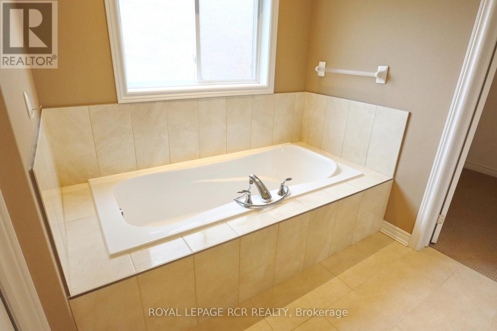 177 Preston Drive, Orangeville, Ontario  L9W 0C9 - Photo 17 - W12378868