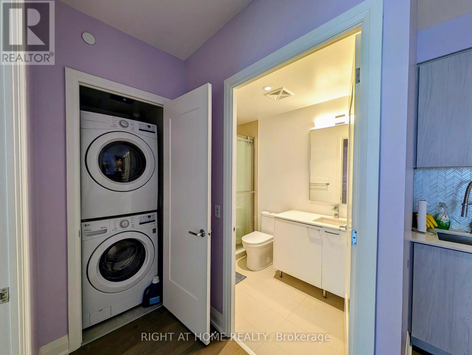 504 - 293 The Kingsway, Toronto, Ontario  M9A 0E8 - Photo 22 - W12378912