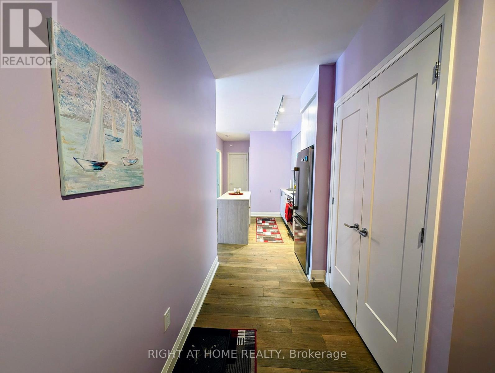 504 - 293 The Kingsway, Toronto, Ontario  M9A 0E8 - Photo 9 - W12378912