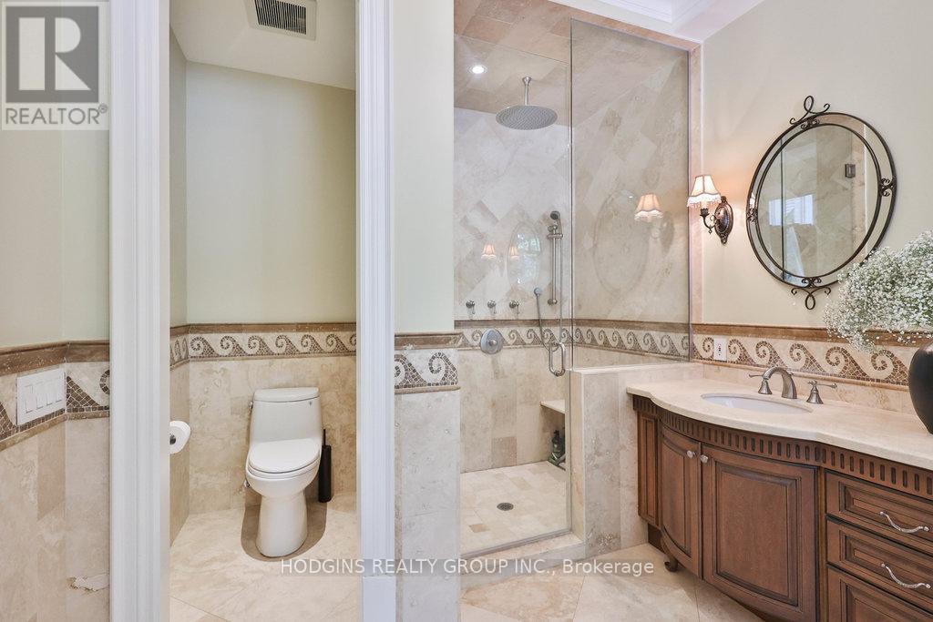 158 Harborn Trail, Mississauga, Ontario  L5B 1A8 - Photo 21 - W12378934