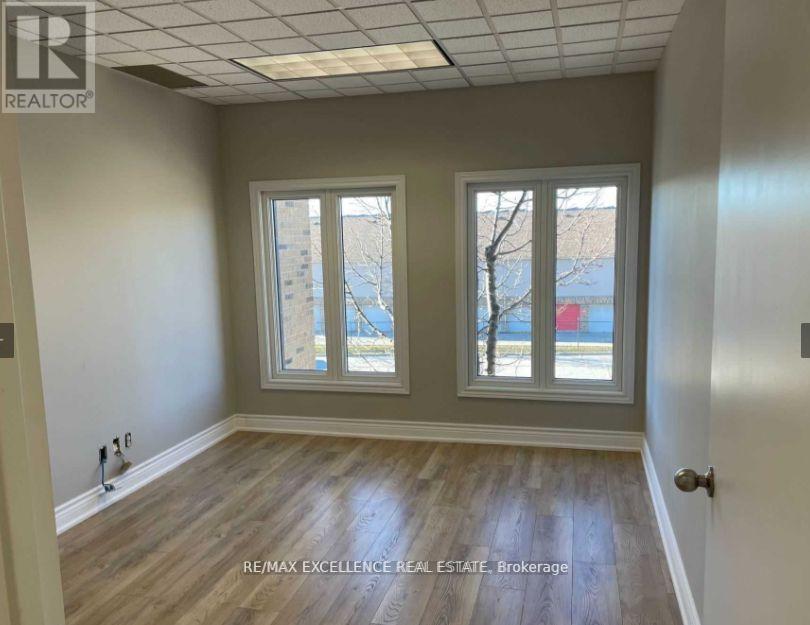300 - 2896 South Sheridan Way, Oakville, Ontario  L6J 7L4 - Photo 17 - W12378945