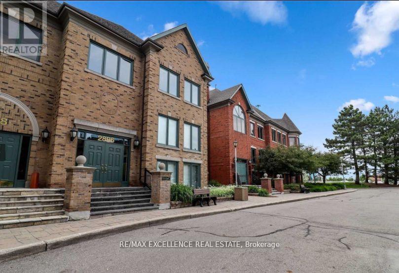 300 - 2896 South Sheridan Way, Oakville, Ontario  L6J 7L4 - Photo 2 - W12378945