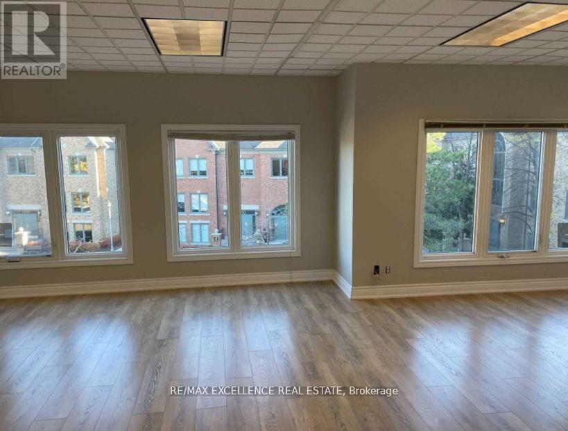 300 - 2896 South Sheridan Way, Oakville, Ontario  L6J 7L4 - Photo 8 - W12378945