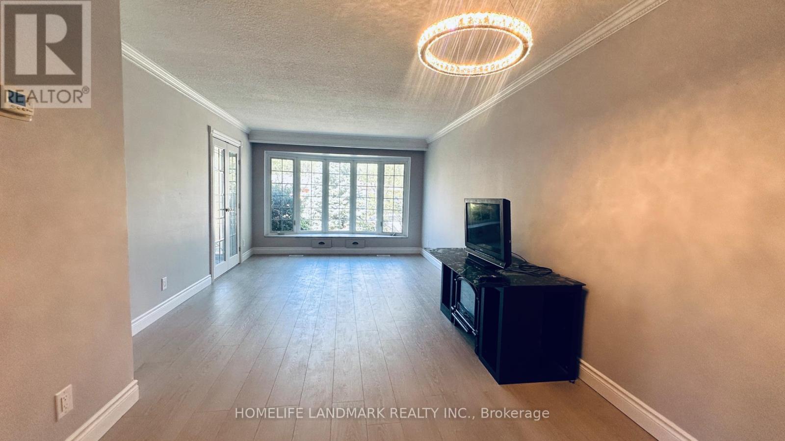 Property at 3463 ORION CRESCENT image 3