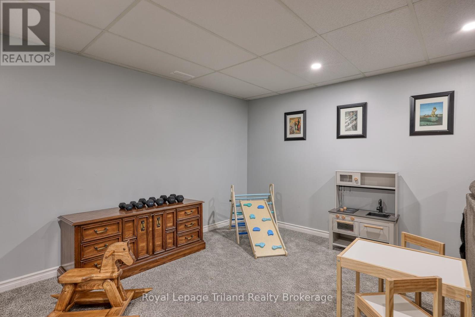 29 Laurel Crescent, Ingersoll, Ontario  N5C 3S9 - Photo 27 - X12378996