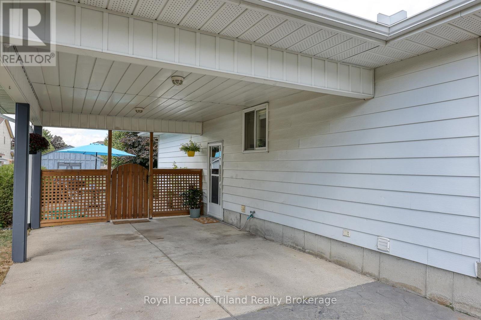29 Laurel Crescent, Ingersoll, Ontario  N5C 3S9 - Photo 31 - X12378996