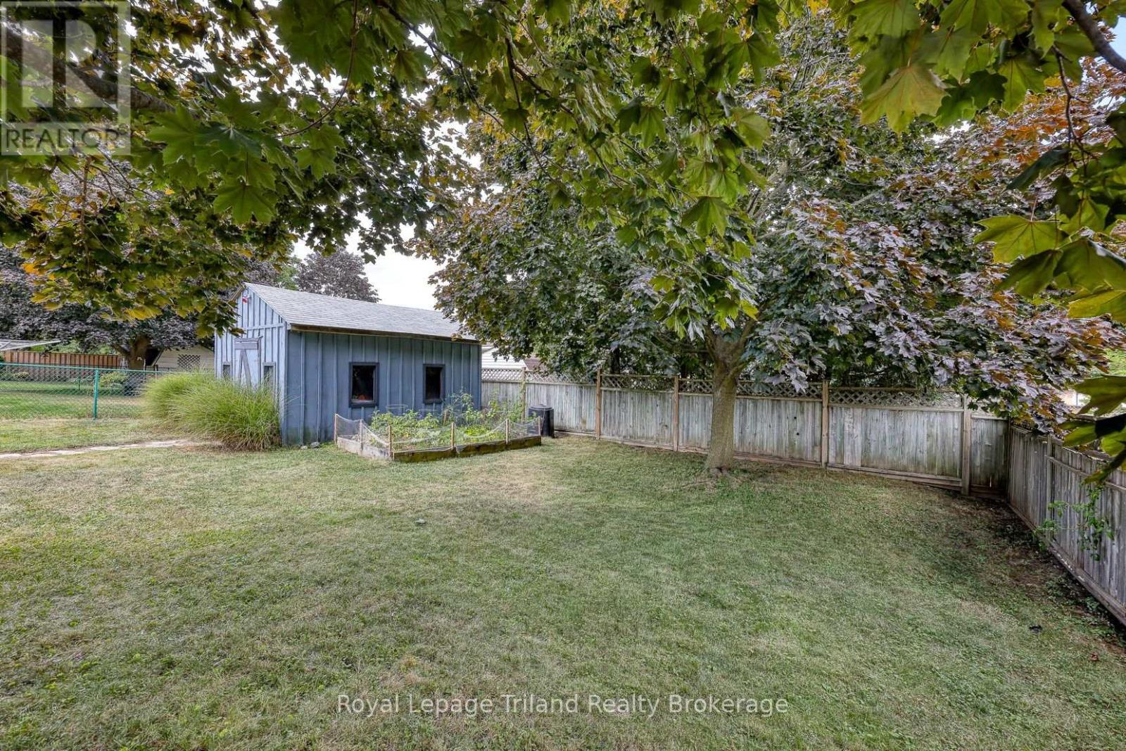 29 Laurel Crescent, Ingersoll, Ontario  N5C 3S9 - Photo 38 - X12378996