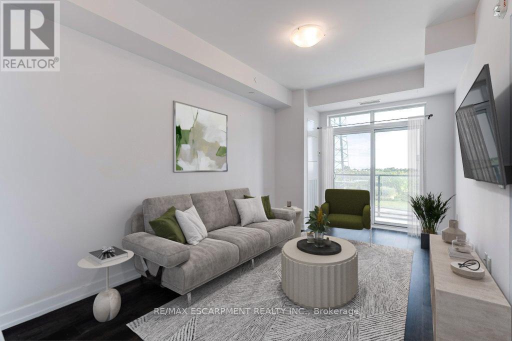 213 - 5055 Greenlane Road, Lincoln (Lincoln Lake), Ontario  L0R 1B3 - Photo 4 - X12378810