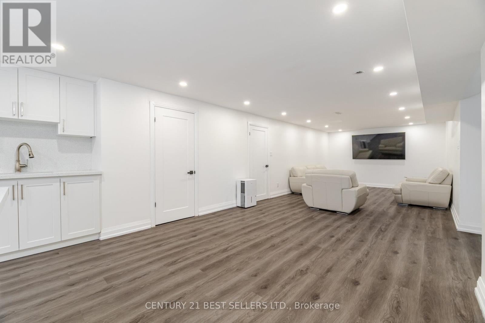 3446 Governors Road, Hamilton, Ontario  L0R 1T0 - Photo 32 - X12378852