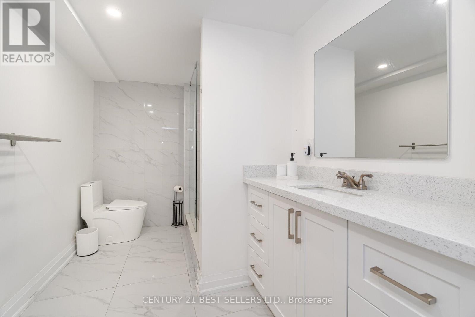 3446 Governors Road, Hamilton, Ontario  L0R 1T0 - Photo 37 - X12378852
