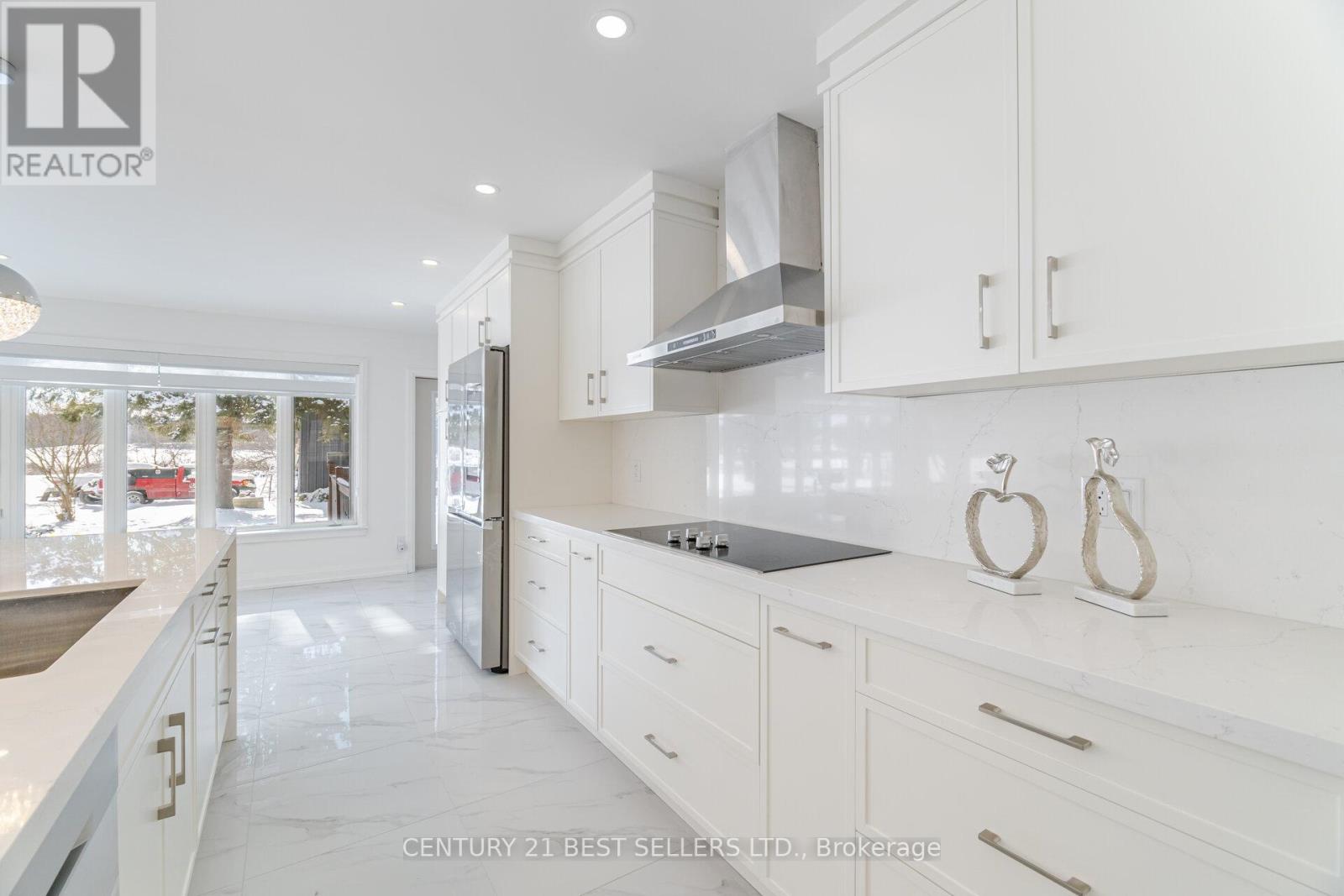 3446 Governors Road, Hamilton, Ontario  L0R 1T0 - Photo 6 - X12378852