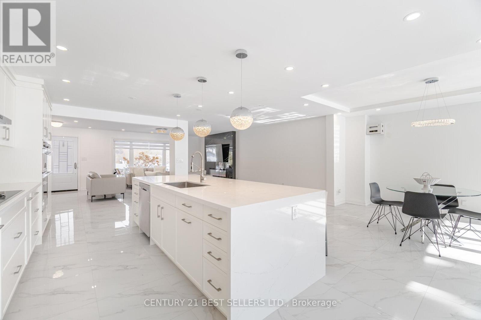 3446 Governors Road, Hamilton, Ontario  L0R 1T0 - Photo 7 - X12378852