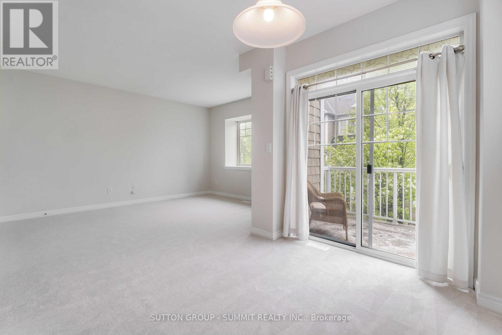 25 - 337 Beach Boulevard, Hamilton (Hamilton Beach), Ontario  L8H 6W4 - Photo 15 - X12378857