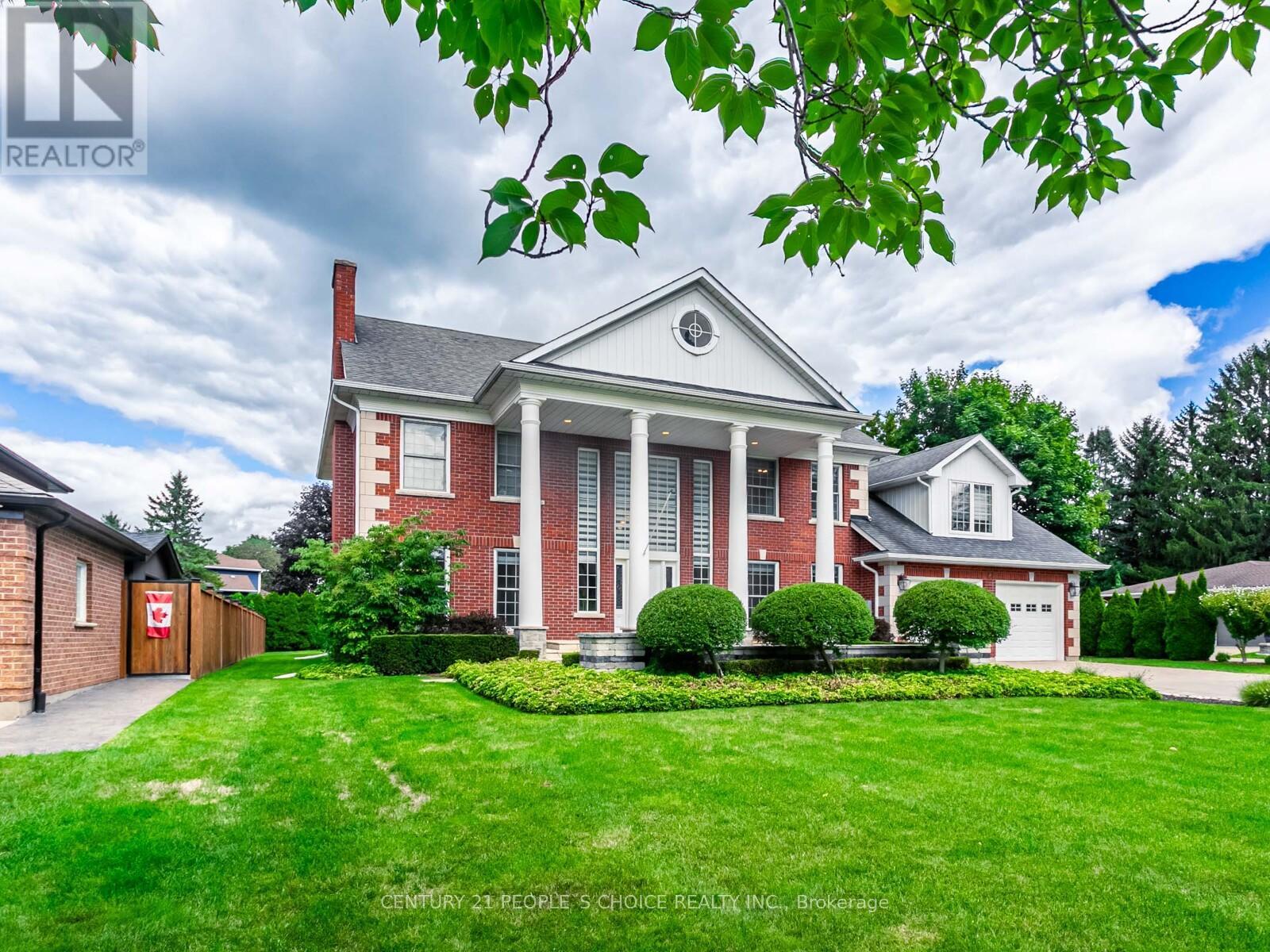 187 Welland Road, Pelham, Ontario  L0S 1E4 - Photo 3 - X12378862