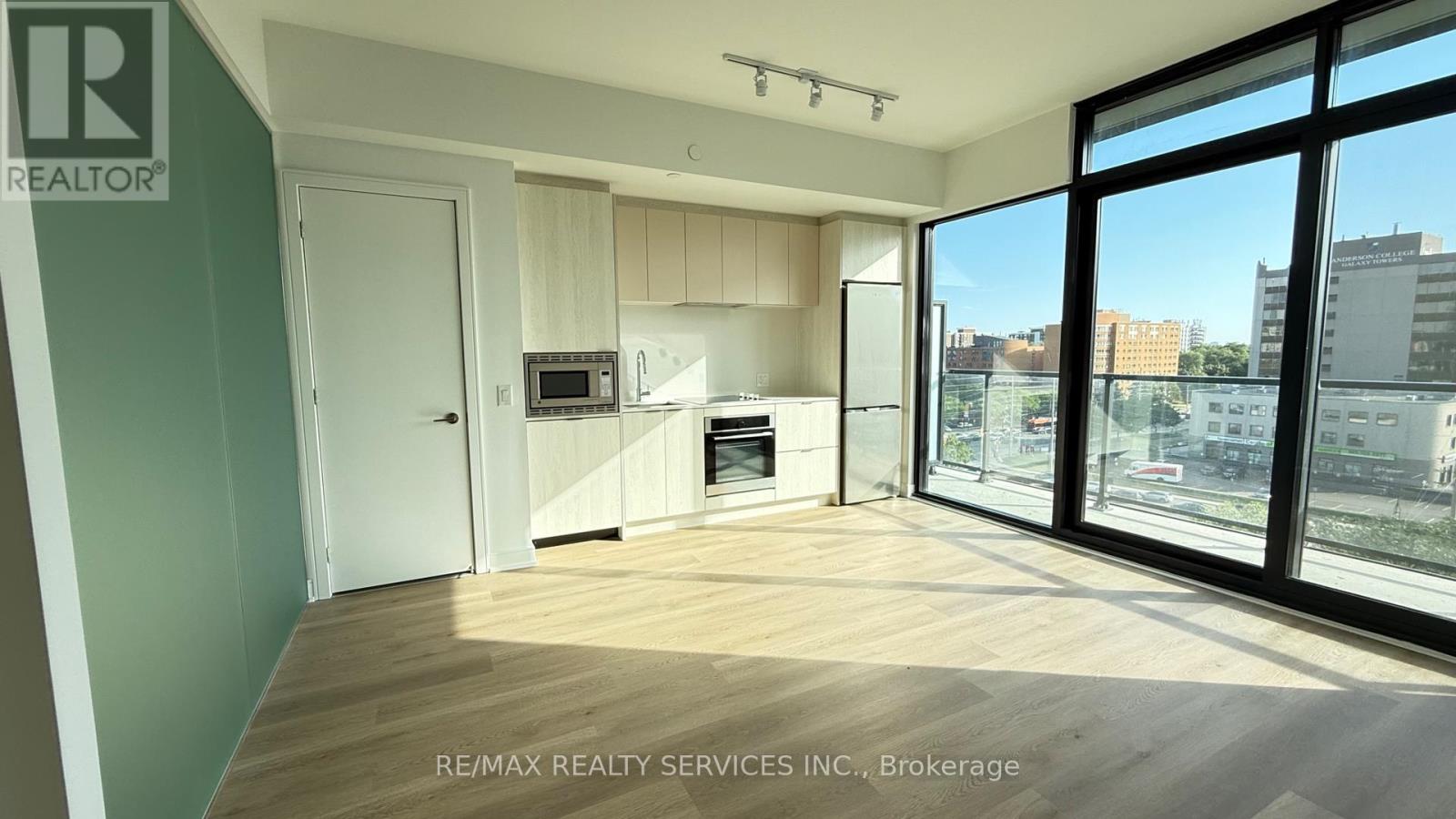 720 - 3009 Novar Road, Mississauga, Ontario  L5B 1H7 - Photo 14 - W12378799