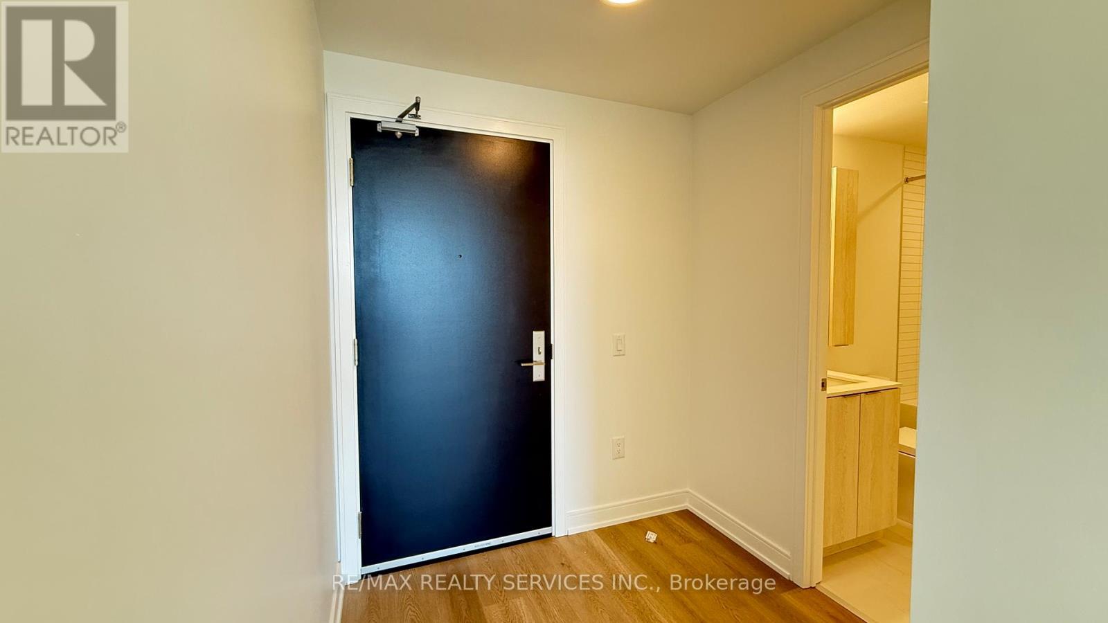 720 - 3009 Novar Road, Mississauga, Ontario  L5B 1H7 - Photo 11 - W12378799