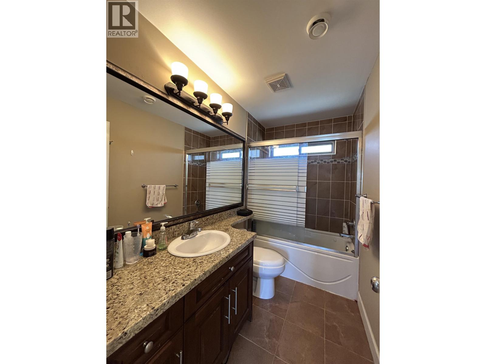 8463 Oak Street, Vancouver, British Columbia  V6P 4A9 - Photo 12 - R3043191