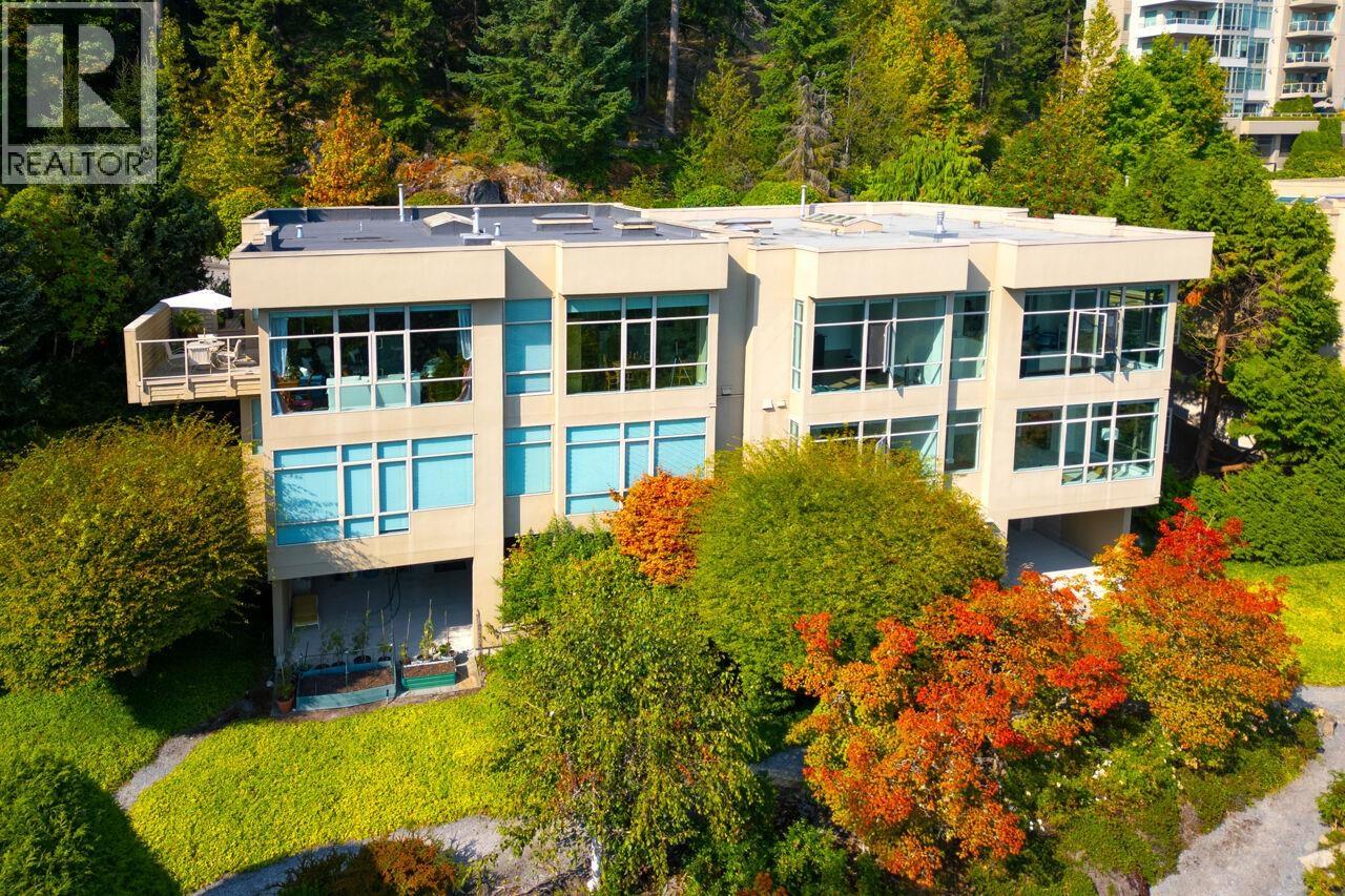 3178 DEER RIDGE DRIVE, West Vancouver, British Columbia