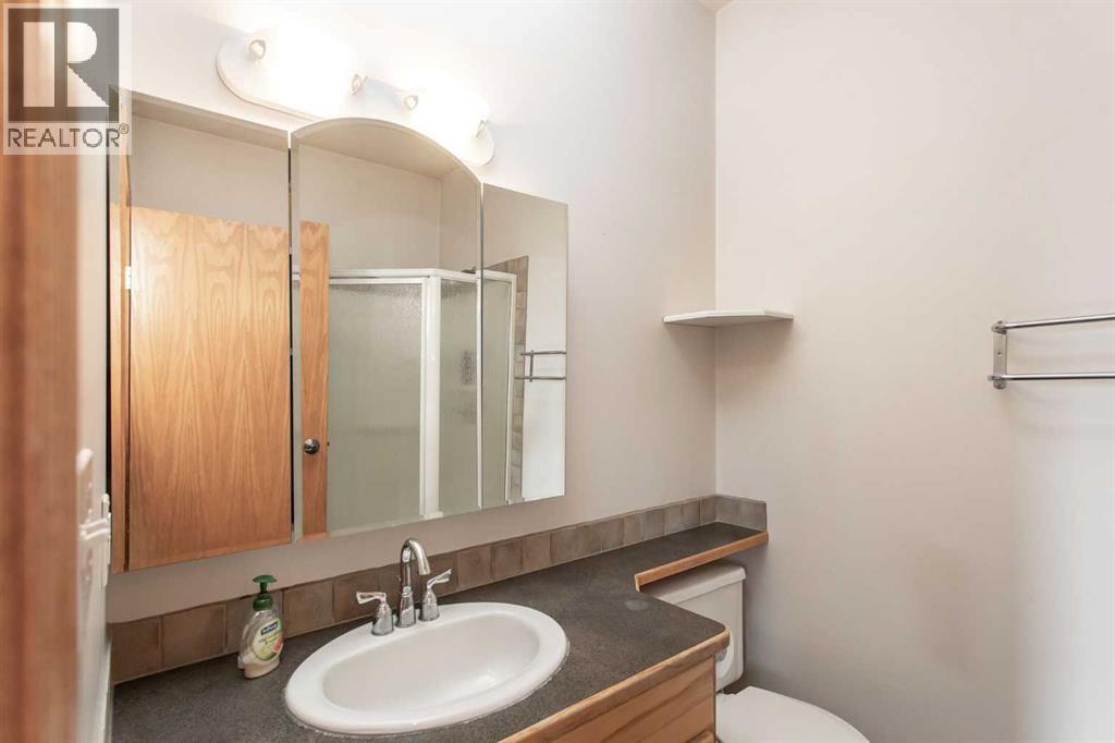 126 4th Street, Leslieville, Alberta  T0M 1H0 - Photo 19 - A2245769