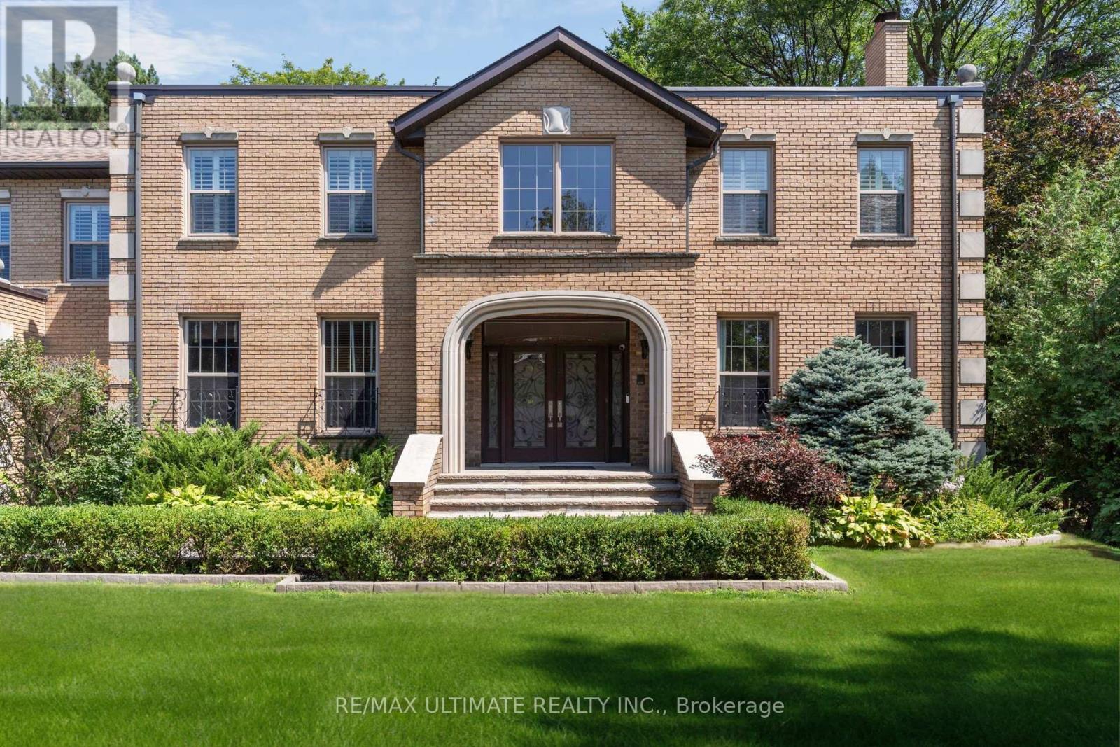 Property at 1 VERSAILLES COURT image 1