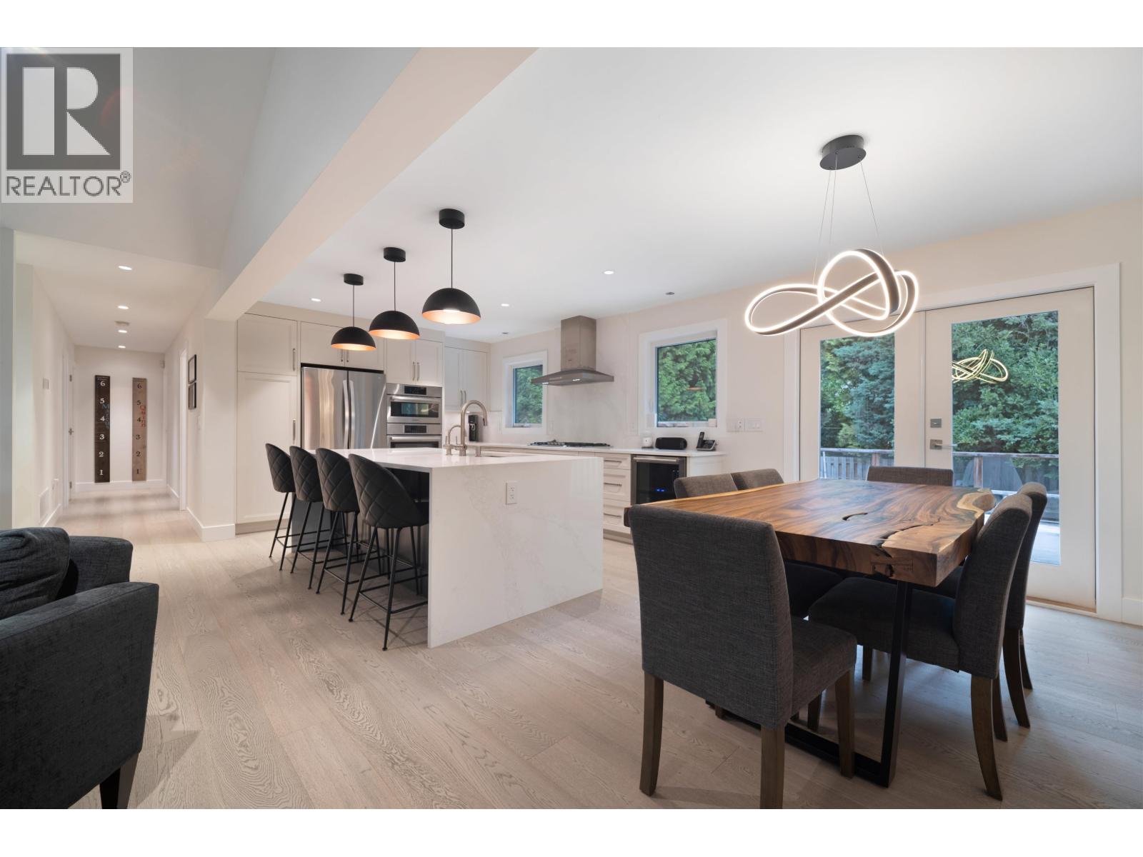 2488 Belloc Street, North Vancouver, British Columbia  V7H 2L1 - Photo 7 - R3043188