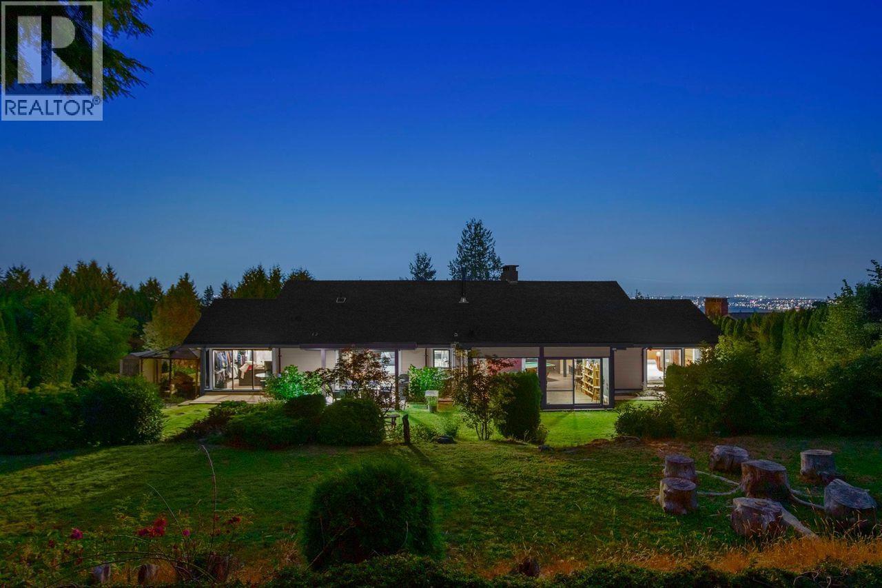 1259 Chartwell Place, West Vancouver, British Columbia  V7S 2S2 - Photo 4 - R3043251