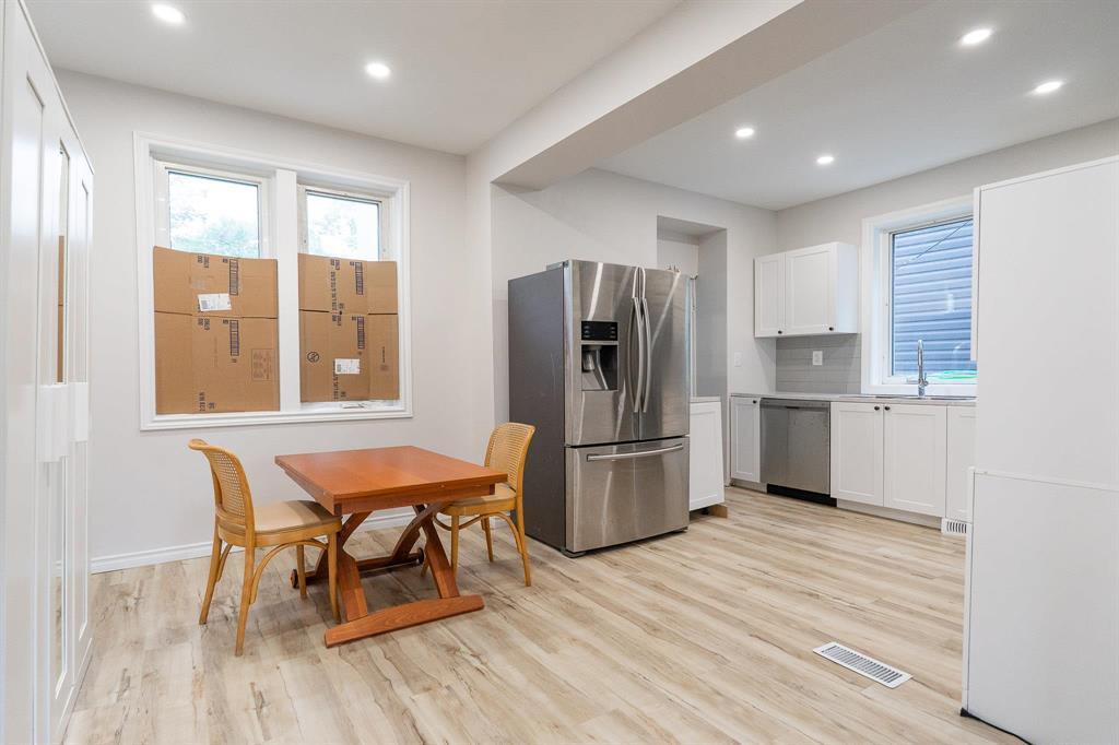 861 Lipton Street, Winnipeg, Manitoba  R3E 2L4 - Photo 11 - 202521151