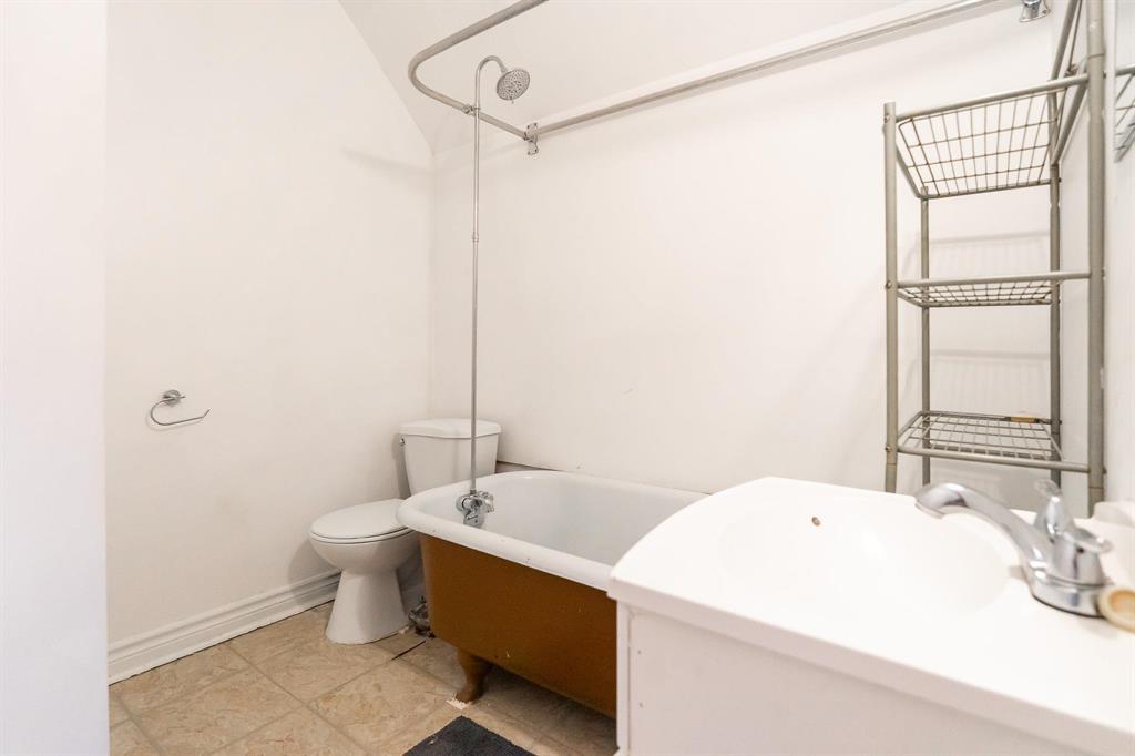 861 Lipton Street, Winnipeg, Manitoba  R3E 2L4 - Photo 29 - 202521151