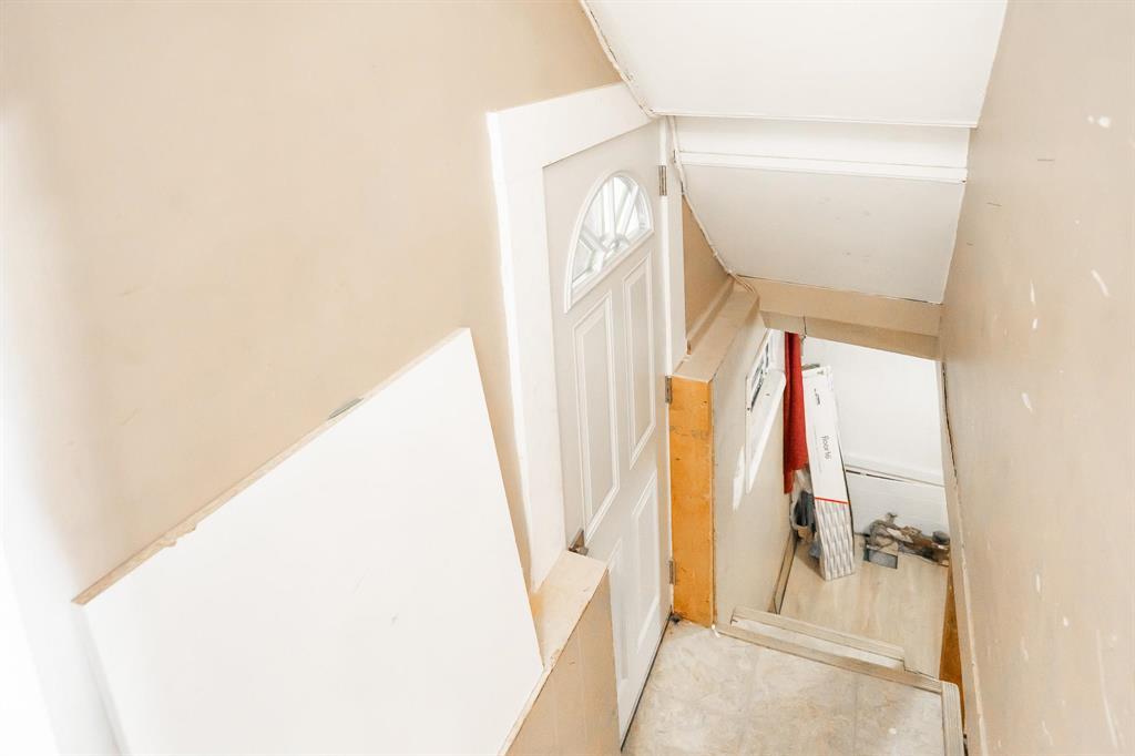 861 Lipton Street, Winnipeg, Manitoba  R3E 2L4 - Photo 31 - 202521151