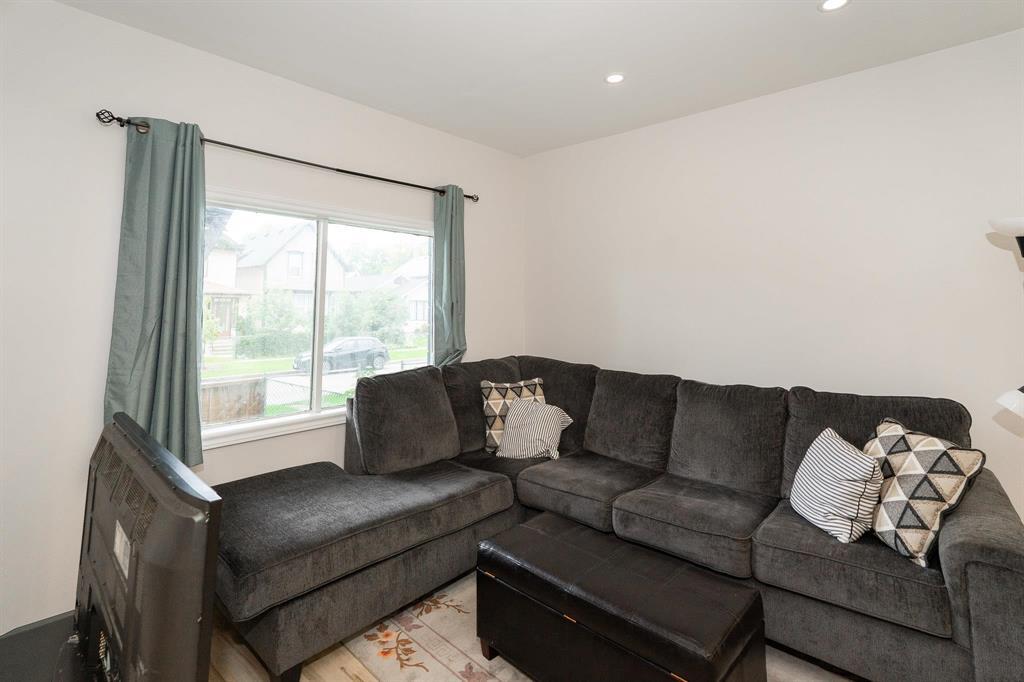 861 Lipton Street, Winnipeg, Manitoba  R3E 2L4 - Photo 5 - 202521151