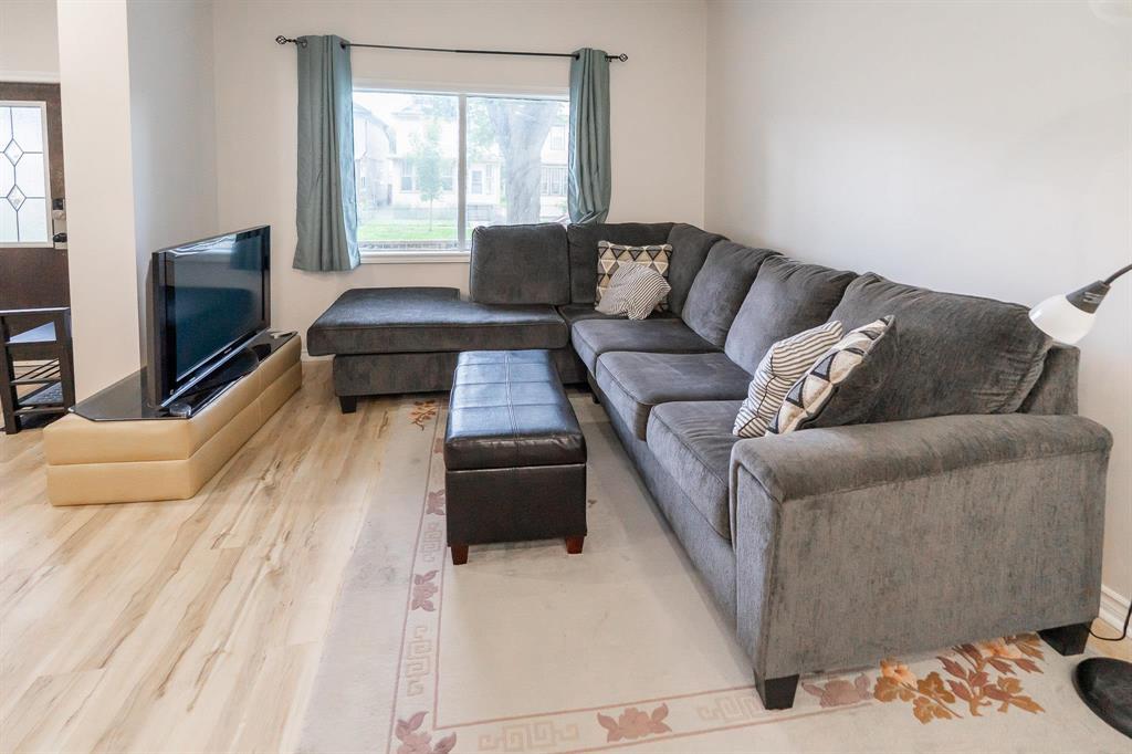 861 Lipton Street, Winnipeg, Manitoba  R3E 2L4 - Photo 8 - 202521151