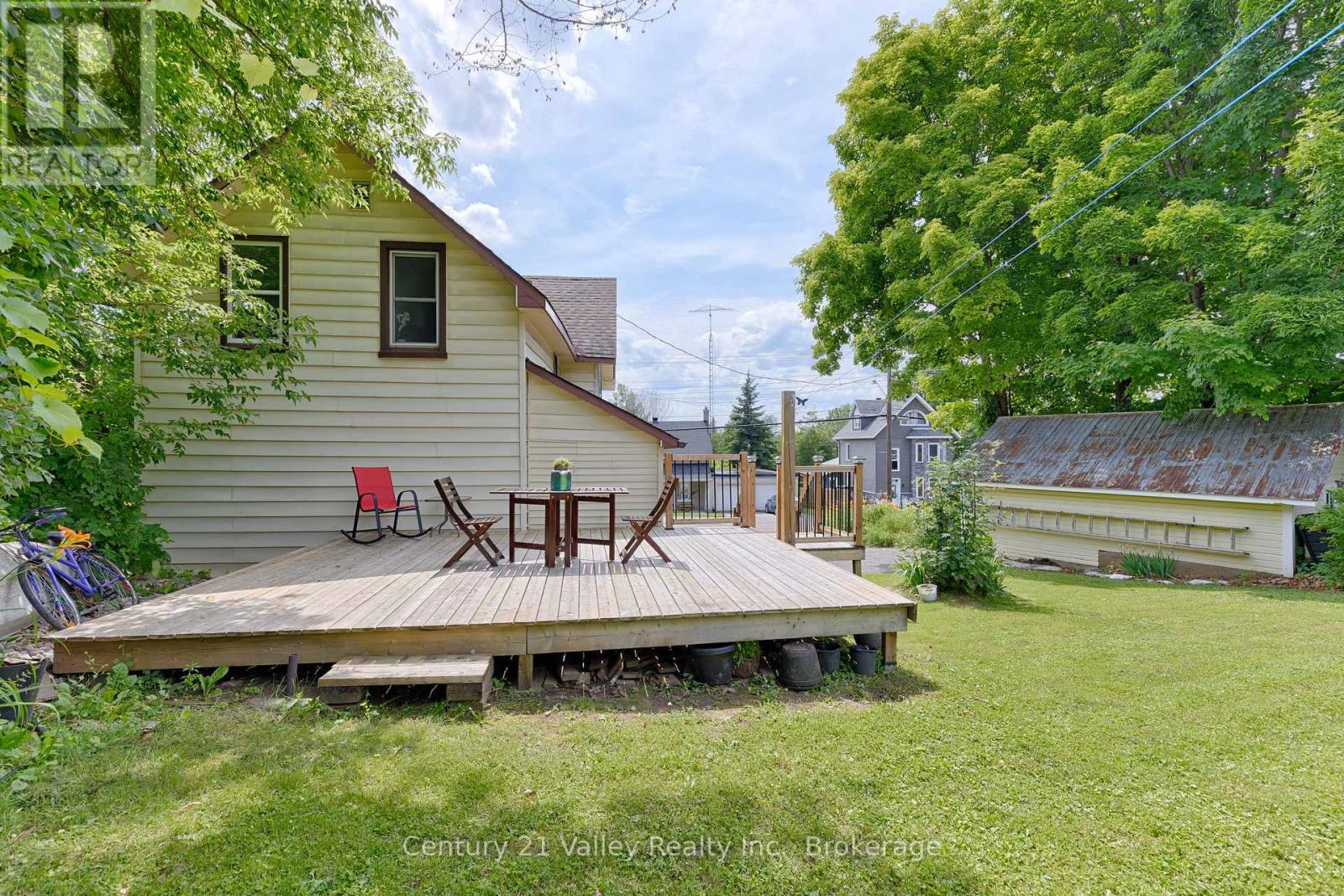 199 Bonnechere Street W, Bonnechere Valley, Ontario  K0J 1T0 - Photo 35 - X12282224